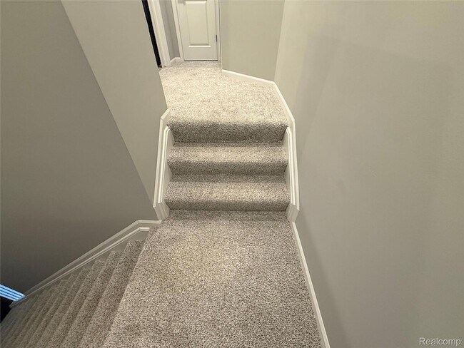 Building Photo - 4811 Broomfield Way