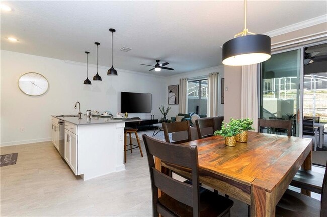 Building Photo - 1162 Kingsbarn St