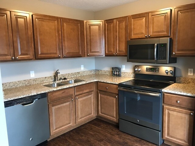 Building Photo - 1654 W Grandview Blvd