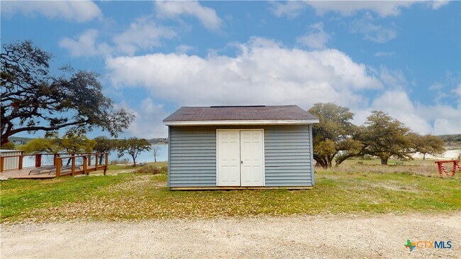 Building Photo - 1021 Hillcrest Forest