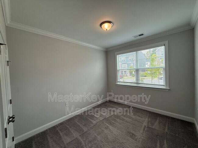 Building Photo - 1347 Rosepine Drive