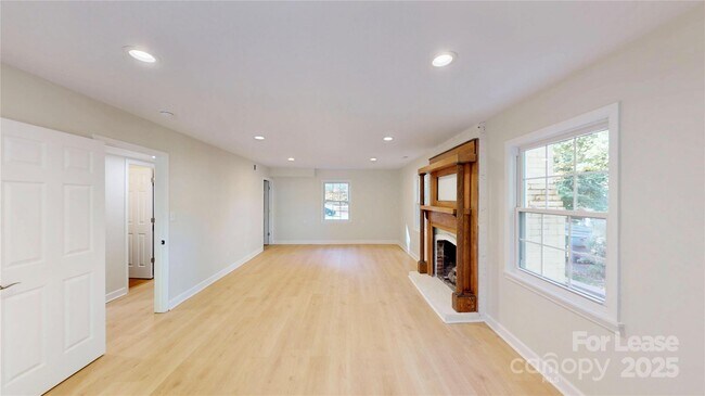 Building Photo - 2844 Goneaway Rd