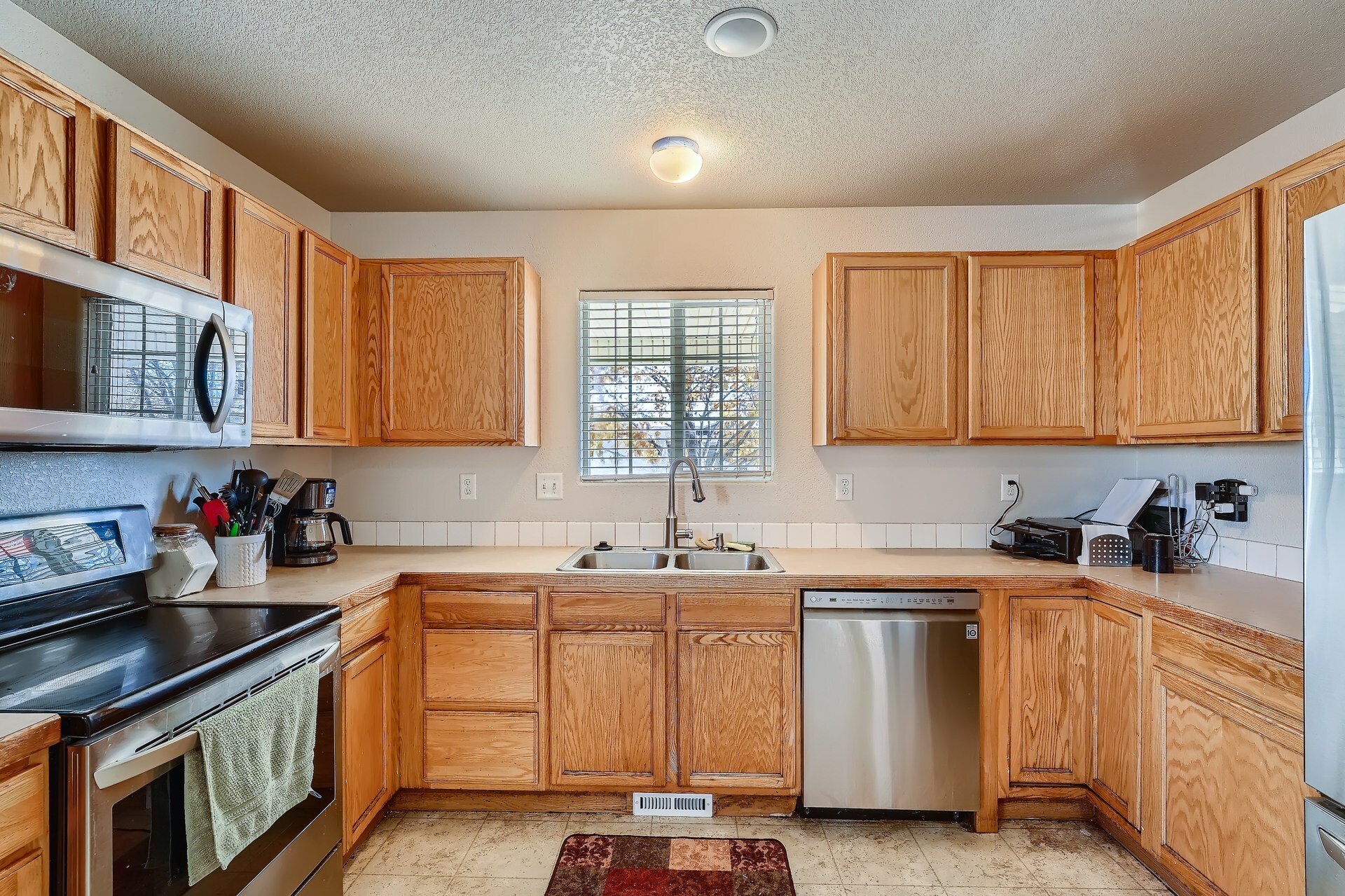 Building Photo - 3609 Watermans Landing Dr