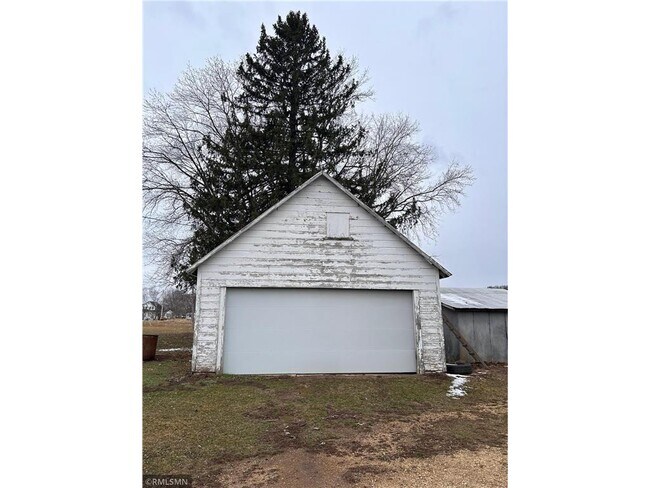 Building Photo - N36767 US Hwy 53 121