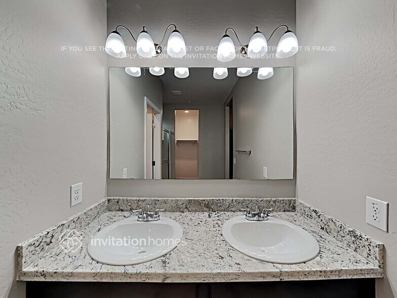 Building Photo - 37643 W Amalfi Ave