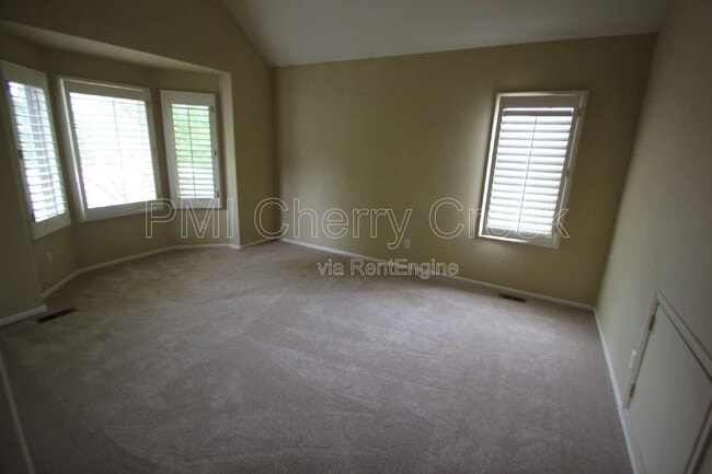 Building Photo - 7489 Bur Oak Pl
