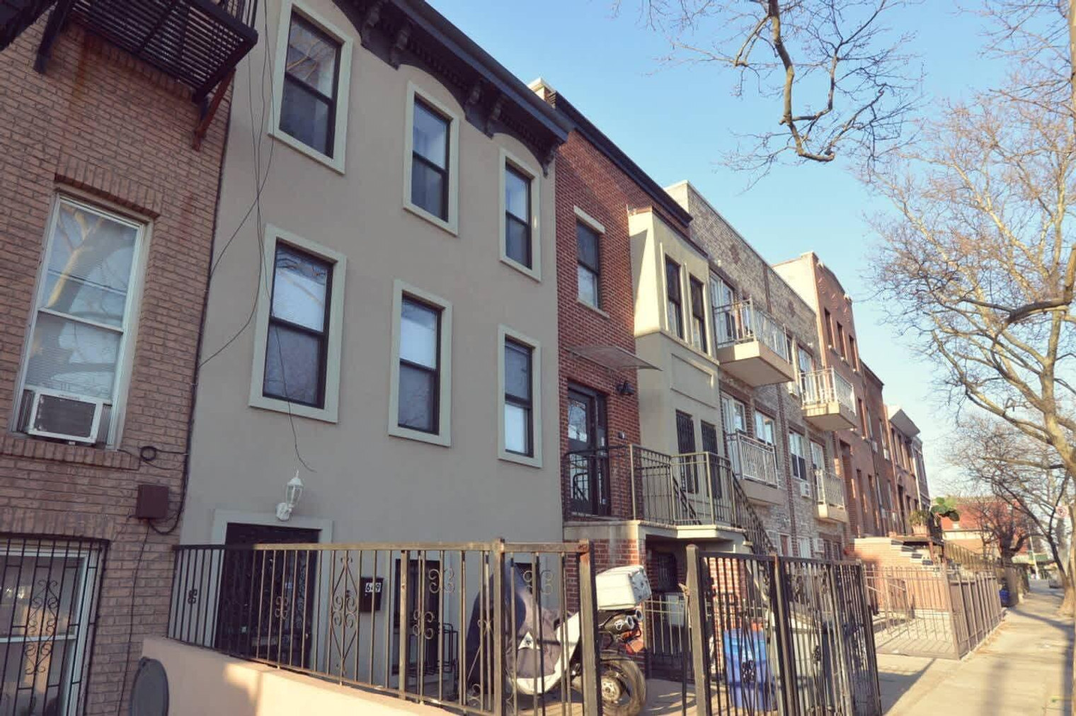 Building Photo - 649 DeKalb Ave