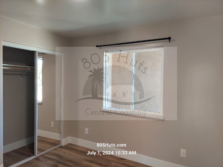 Building Photo - 1076 Rosewood Dr