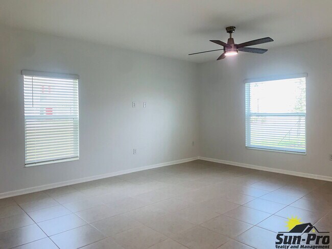 Building Photo - 1102 Belle Isle Ln