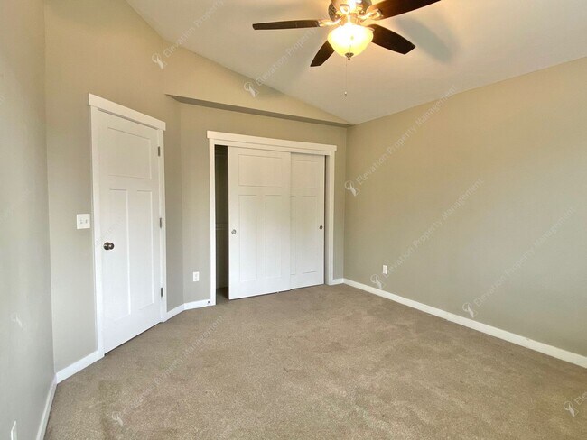 Building Photo - Bright Southeast Bend Home Near Canal Trai...