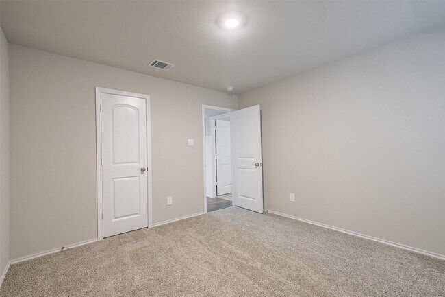 Building Photo - 14668 Blackbrush Mnr