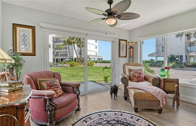 Building Photo - 4780 Gulf of Mexico Dr