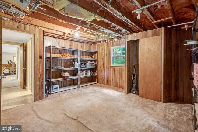 Building Photo - 5315 Summit Dr
