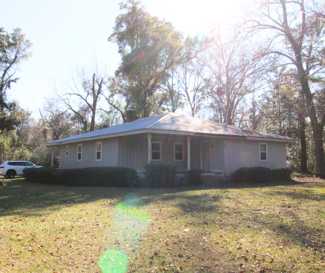 Building Photo - Charming 3 Bedroom Home with Acreage Avail...