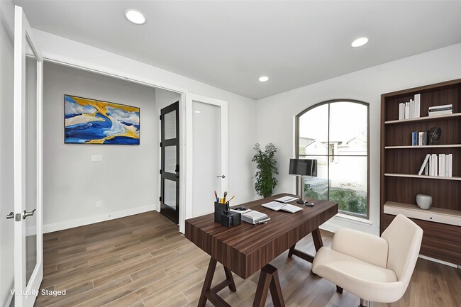 Building Photo - 11430 Bush Clover Dr