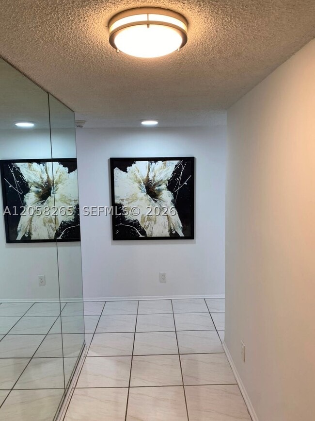 Building Photo - 150 Ocean Ln Dr