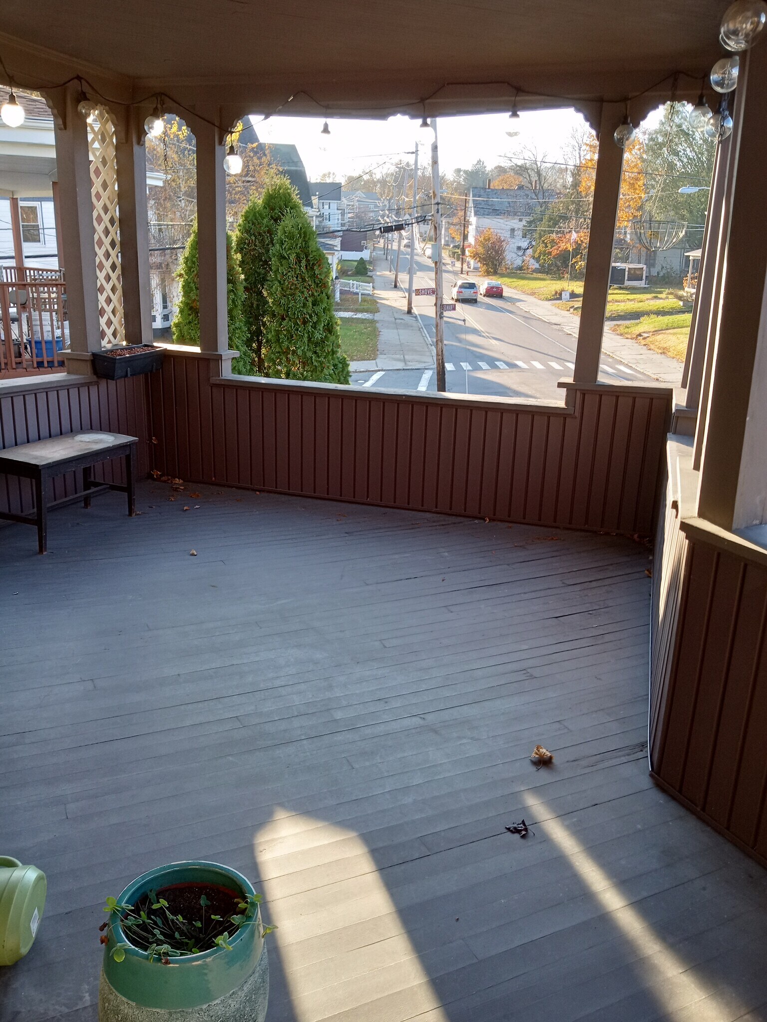 Front Porch - 550 S Main St
