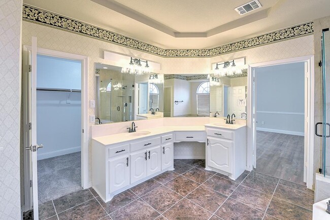 Building Photo - 7723 Buccaneer Cir