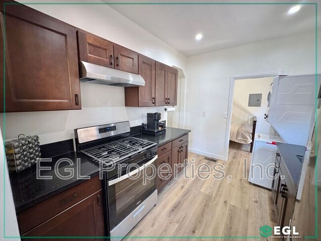 Building Photo - 3111 Winter St