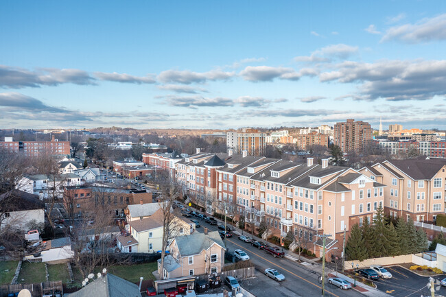 Aerial Photo - Adams Mill River House