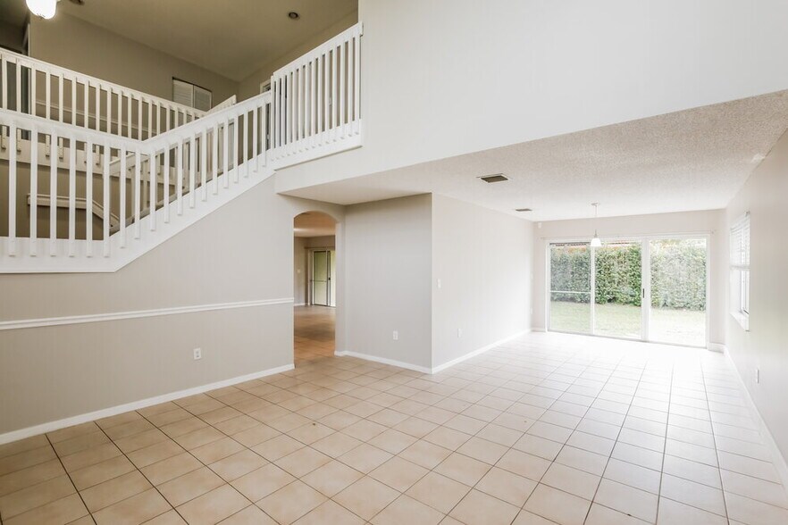 Building Photo - 9079 SW 157th Ct