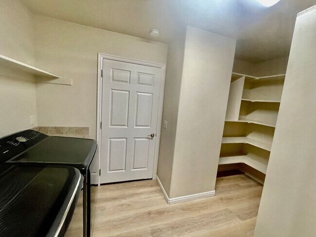 Building Photo - Lovely Pet-Friendly 4-BR Home in Ivins