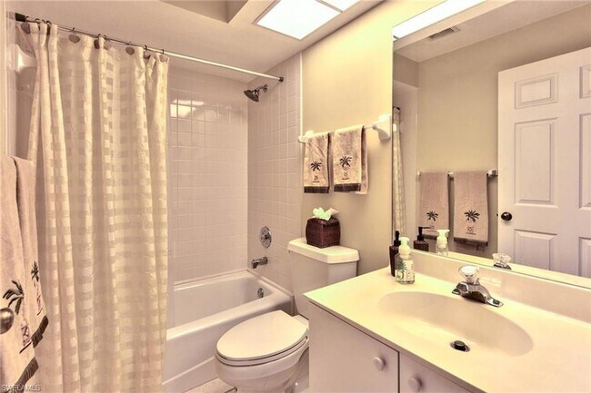 Building Photo - 4200 Sawgrass Point Dr