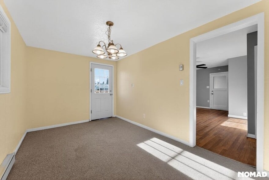 Building Photo - 137 W 18th St