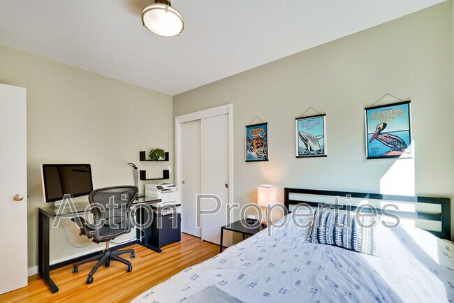 Building Photo - 360 Velarde St