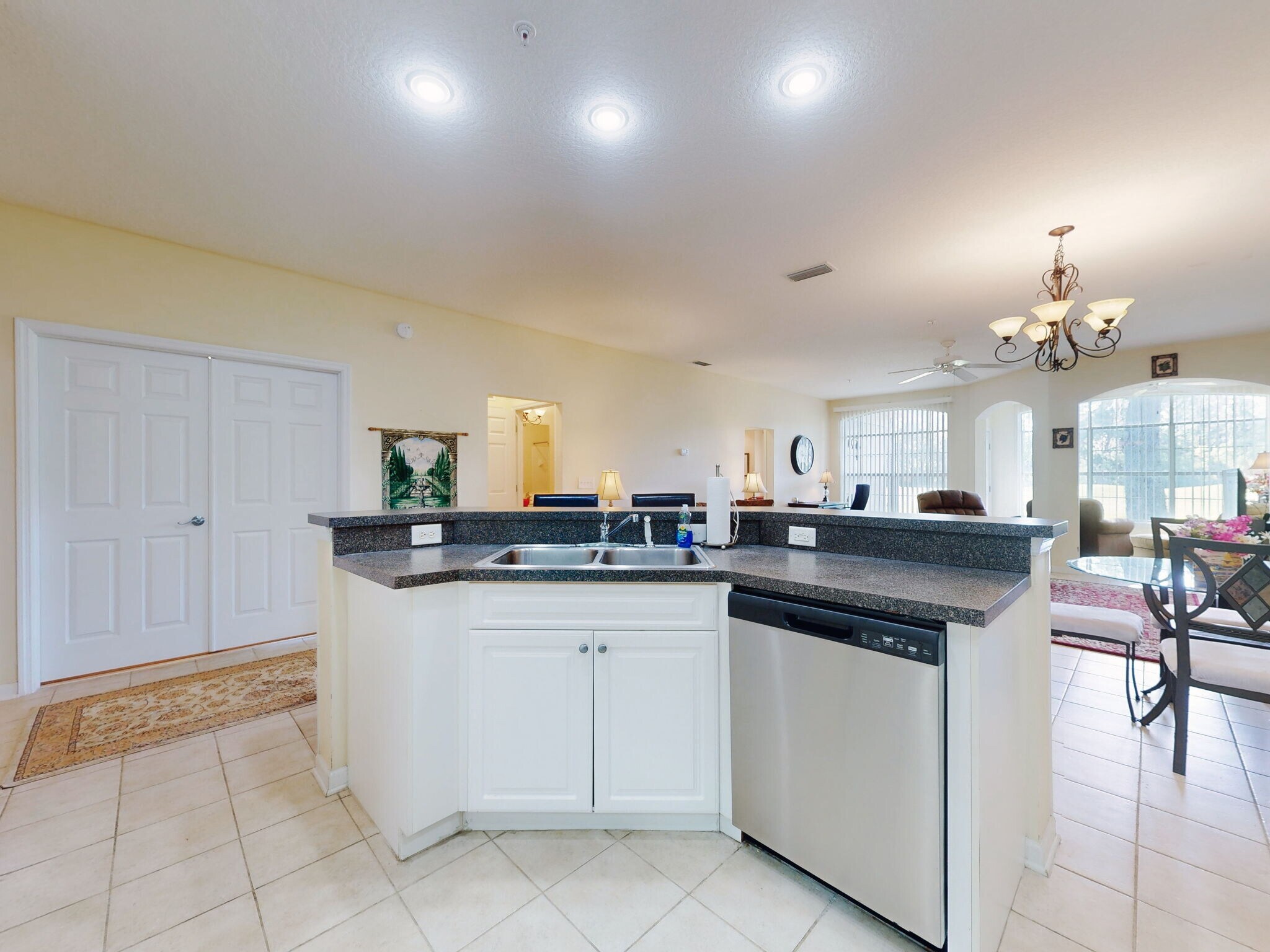 Building Photo - 1951 Turnbull Lakes Dr