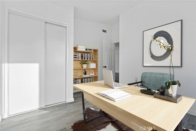 Building Photo - 5942 Graves Ave