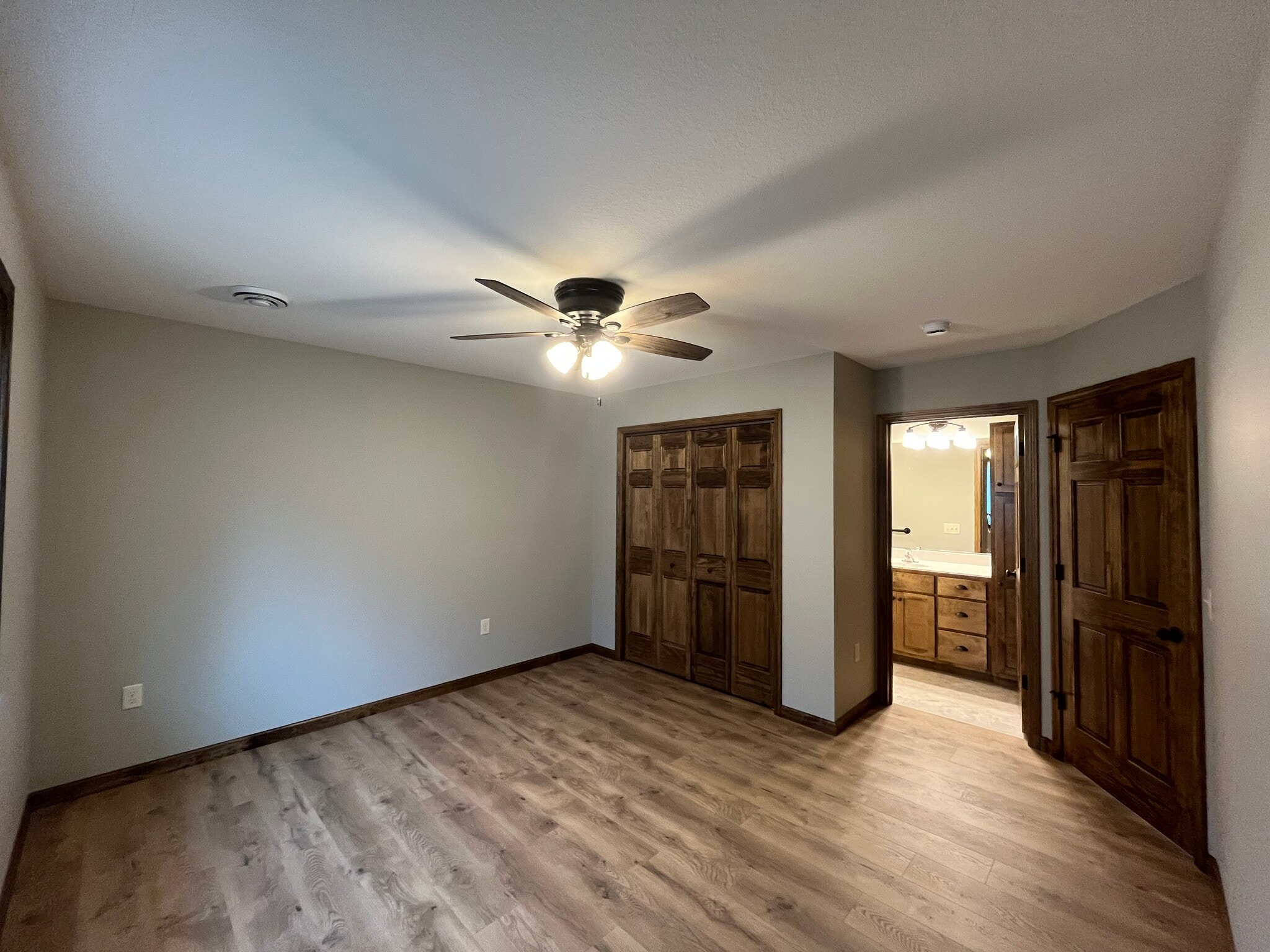 Building Photo - 656 Veronica Ct