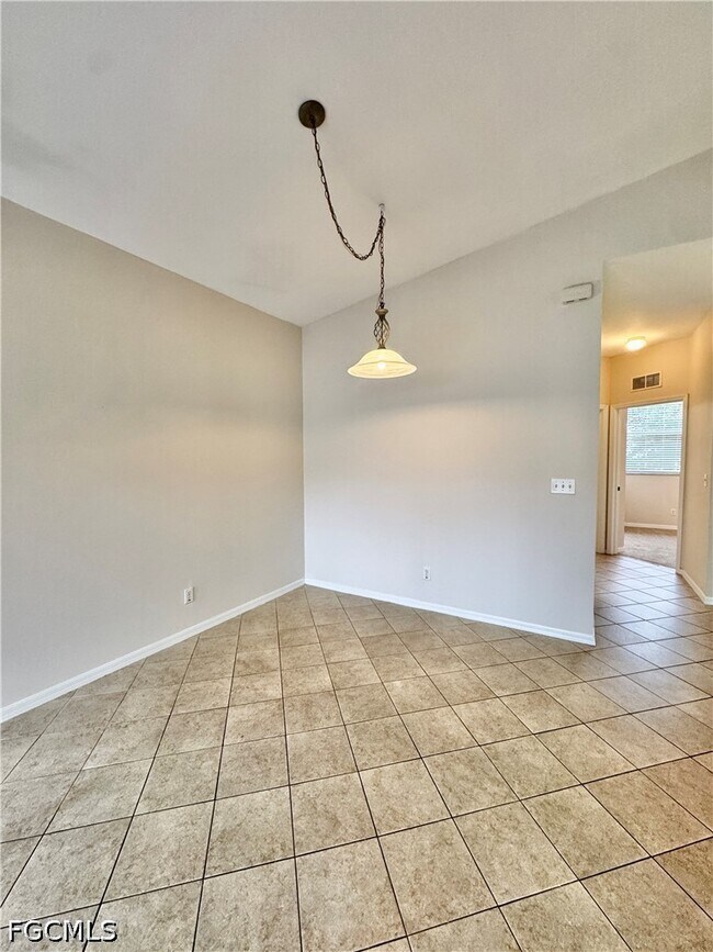 Building Photo - 4128 Bellasol Cir