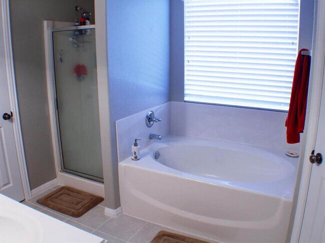 Building Photo - 930 Satellite View