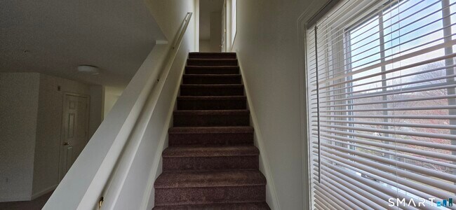 Building Photo - 20 Orchard St