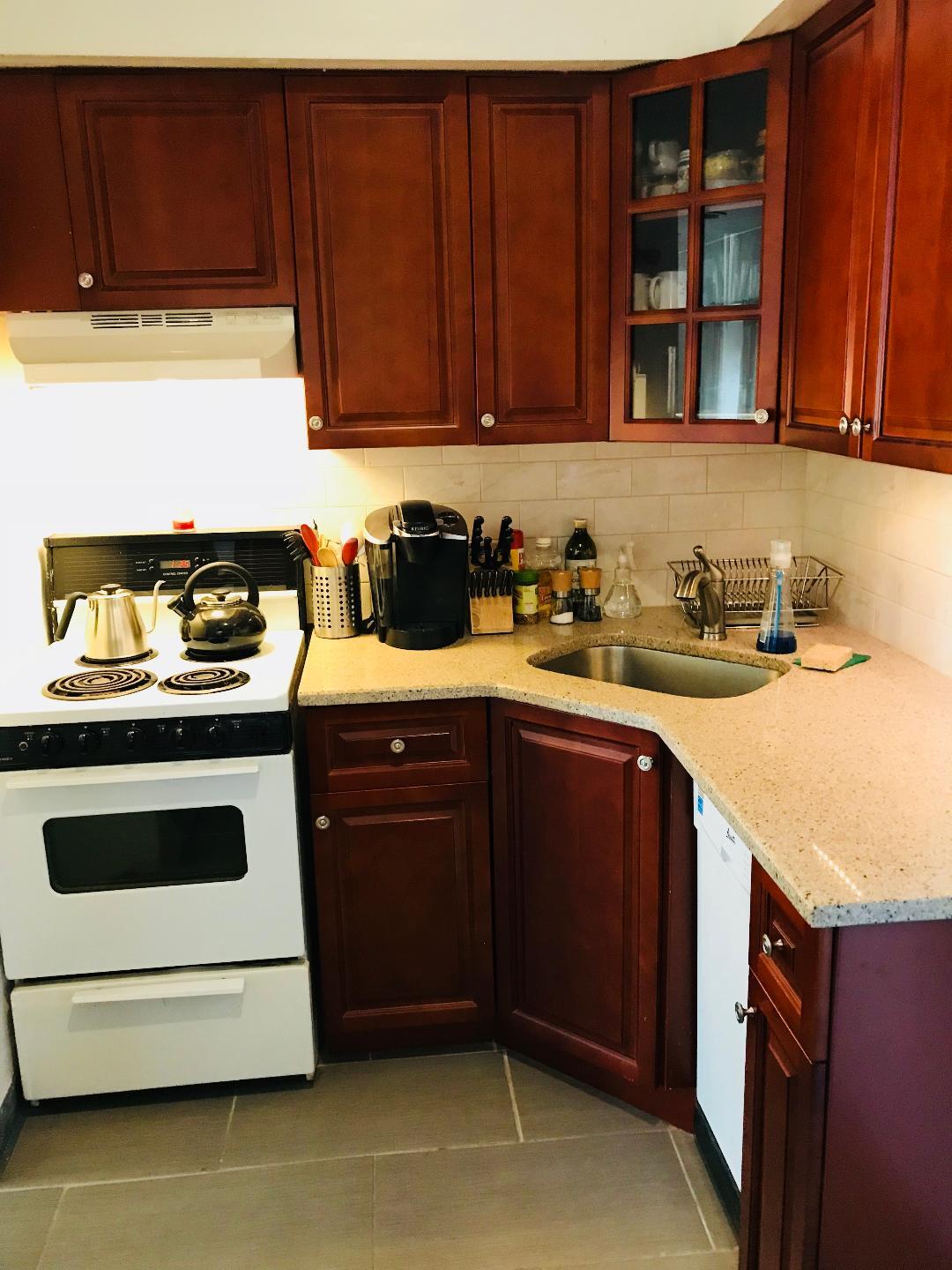 Building Photo - 1530 Mount Vernon St