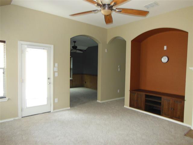 Building Photo - 15633 Wheelhorse Trail