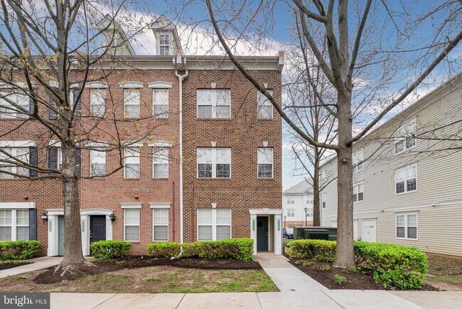 Building Photo - 42461 Rockrose Square