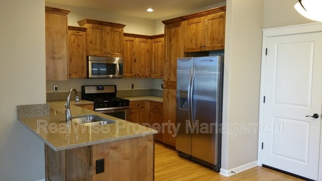 Building Photo - 20755 Smoke Stack Ln