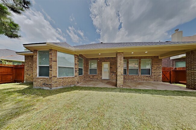 Building Photo - 12419 Adams Ridge Ln