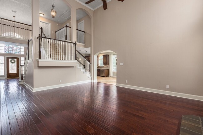 Building Photo - 3215 Canna Lily Ct