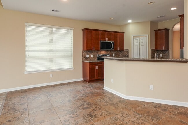 Building Photo - 3042 Camelia View Ln