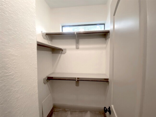 Building Photo - 4514 Inker St