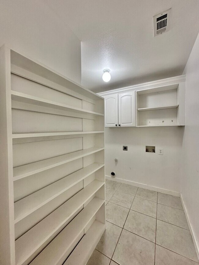 Building Photo - Almost Ready! 3/2/2 On 1 Acre in Brownsboro!