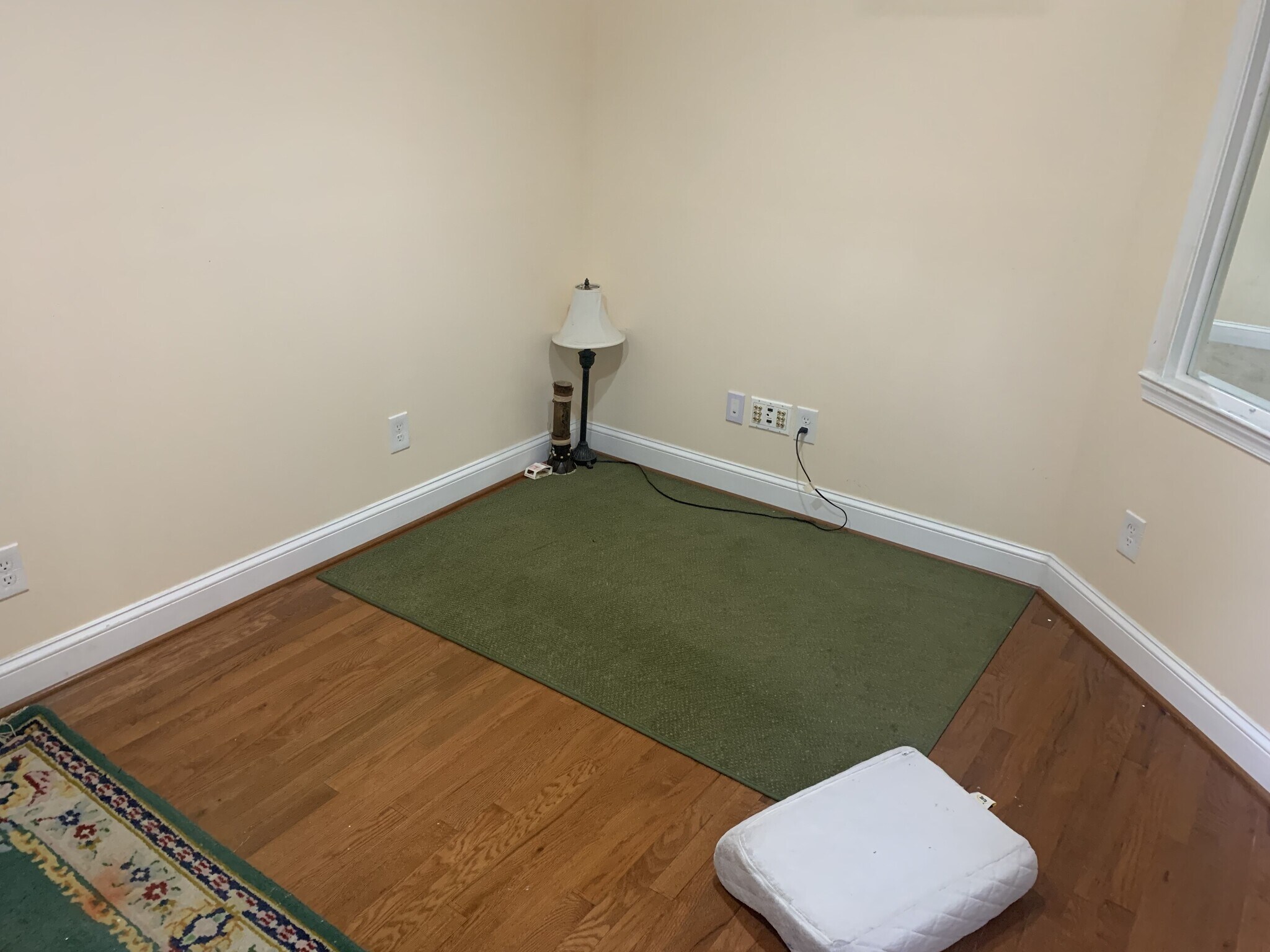 Building Photo - 805 Anna Ln