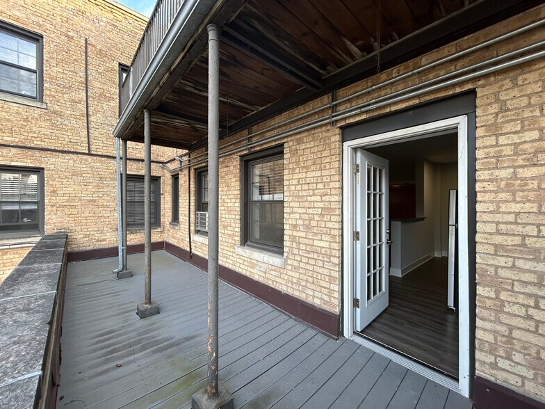 Building Photo - 730 Judson Ave