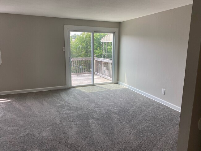 Living Room - 3416 Ashfield Ln