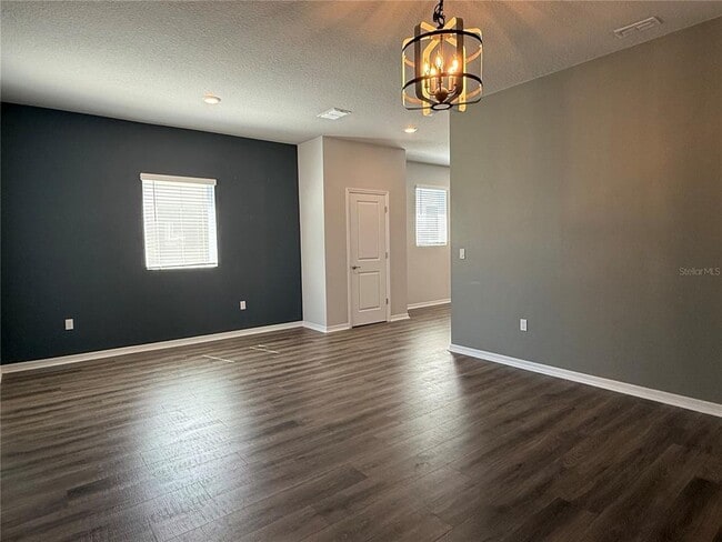 Building Photo - 2909 Deerberry Ln