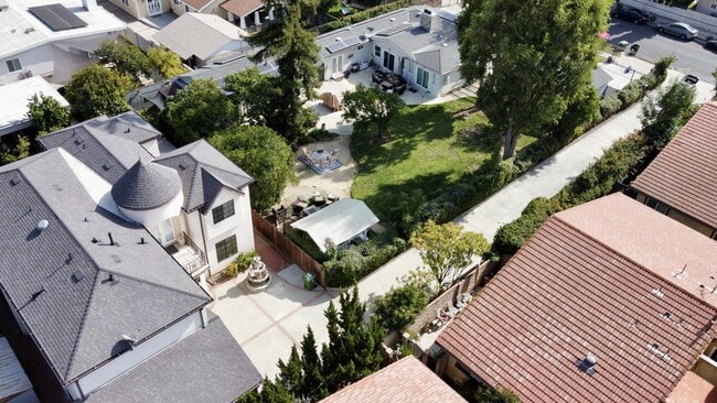 Building Photo - 17721 San Jose St