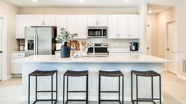 Building Photo - 4244 Alice St